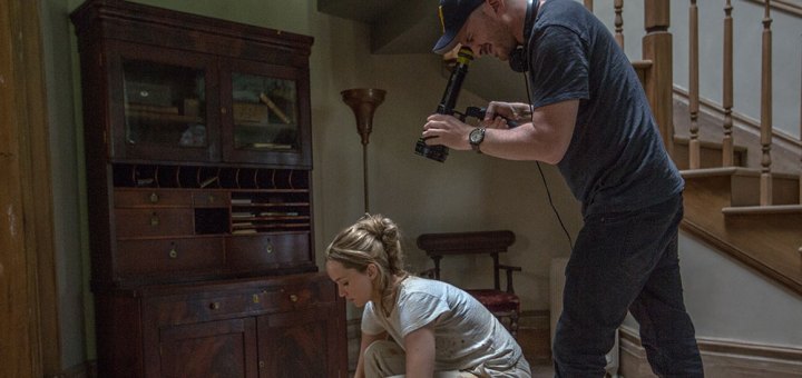 Darren Aronofsky e Jennifer Lawrence durante as filmagens de "Mãe!"